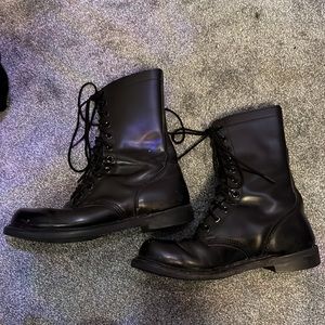 Men’s combat boots size 9